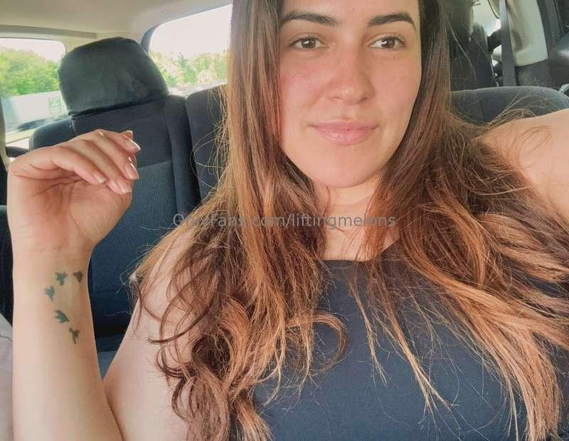 I love long car rides … it means I can suck while you drive ..