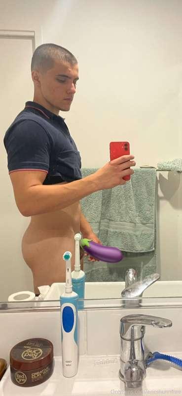 What could possibly be underneath that emoji 😅   VIP Page: @..