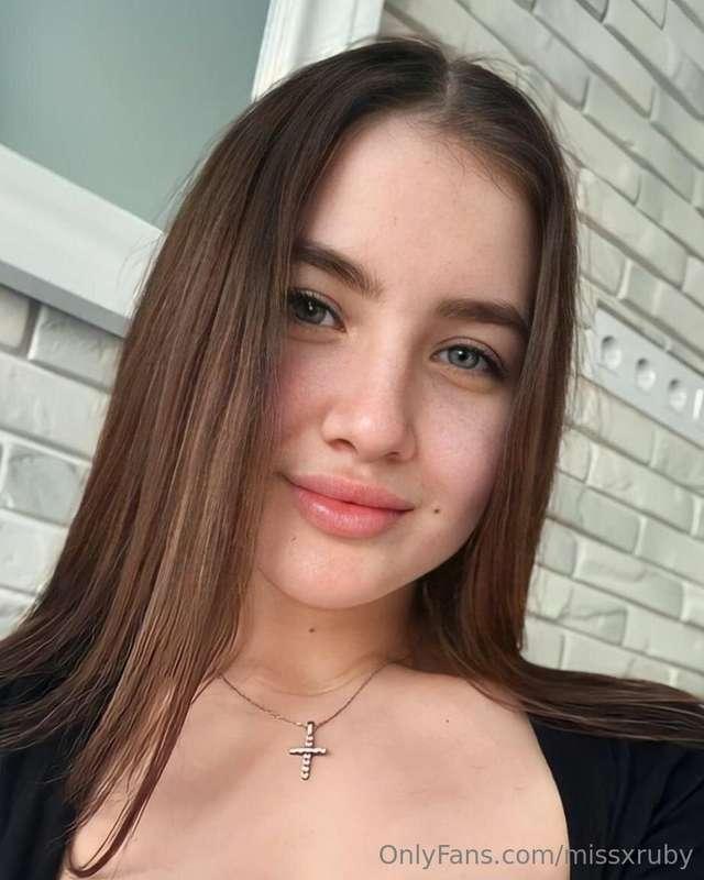 🍪 My name is Nikky @yourlittlenikky 🍪A girl from the provinc..