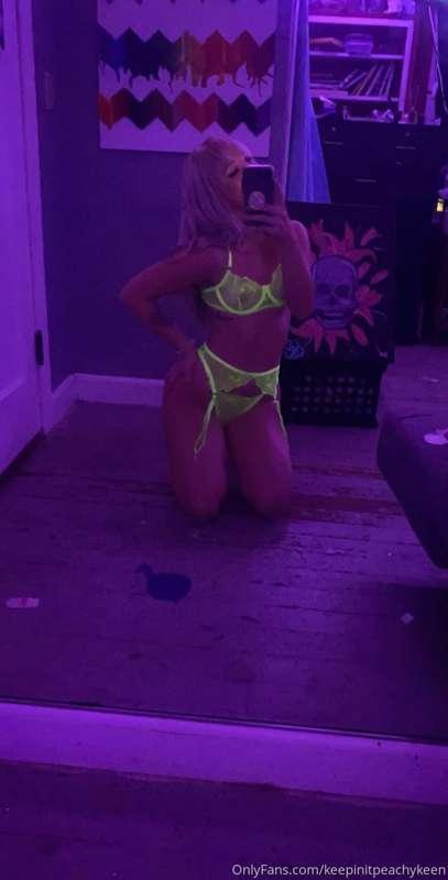 Playin in the lights with this new set, thank you to everyon..