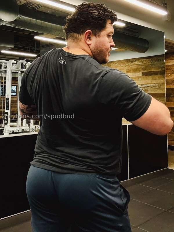 Ok y’all I need some inspiration on this weeks verbal POV vi..