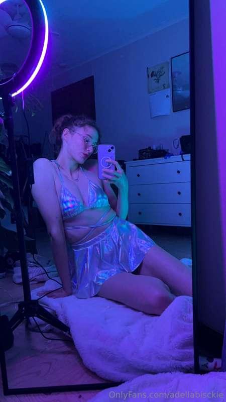 oh hey😉💜do u like my new ring light? also peep one of my new..
