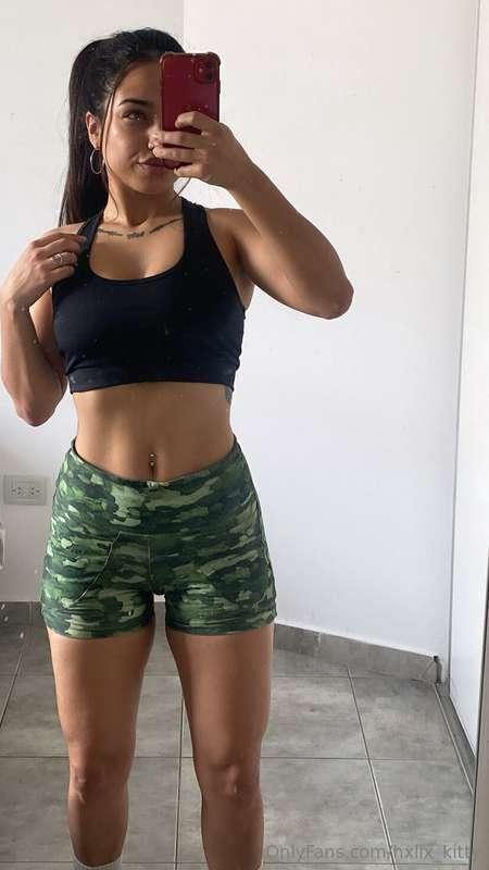 After morning gym 🥵💪🏽