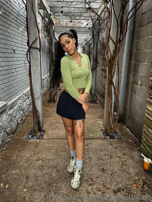 Can you believe it’s warm enough to wear a skirt in JANUARY?..