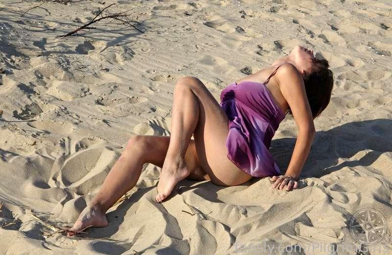 pilgrimgirls image #4