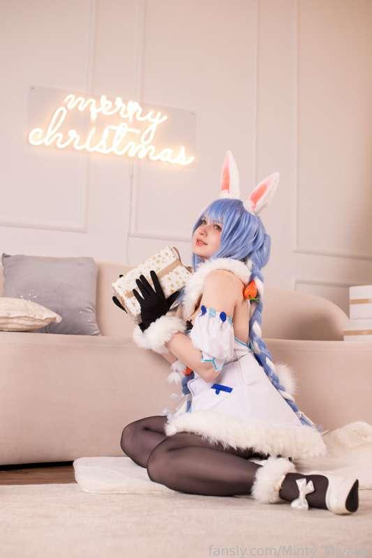 let's just cuddle all day! ✨✨✨

#fyp #thick #cosplay #babyface 
#tattooed  #bunnygirl 