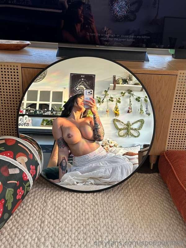 check my new mirror 🥰