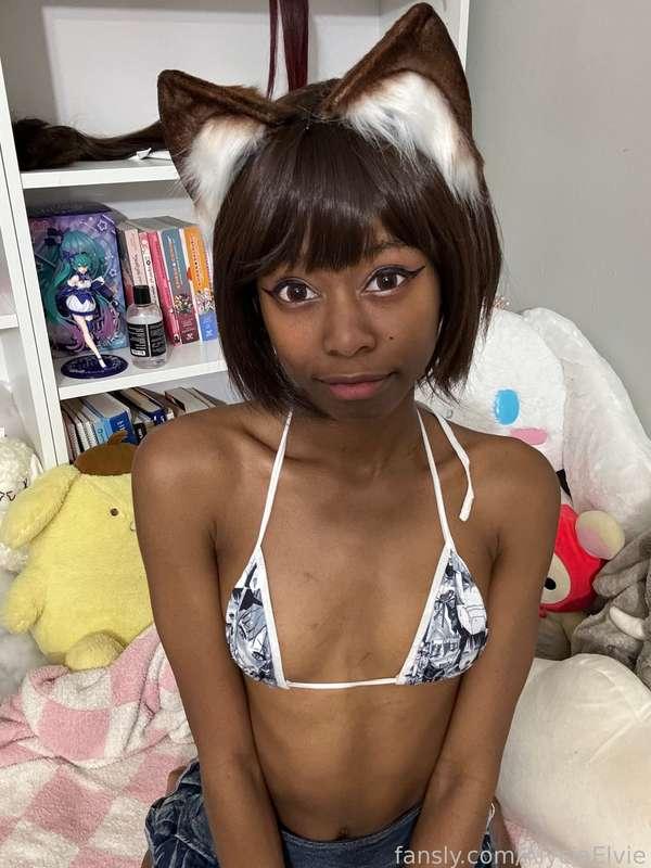 Cute kitty wants to stay up all night with you~ 🐾


#fyp #ebony #bikini #miniskirt #shorthair #catboy #nonbinary #catears #petite #smalltits #slim