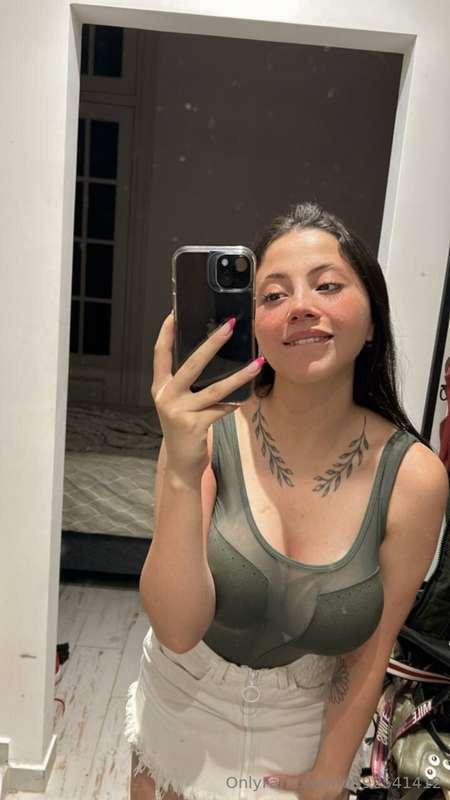 Petite tenue pour sortir ce soir 🙈