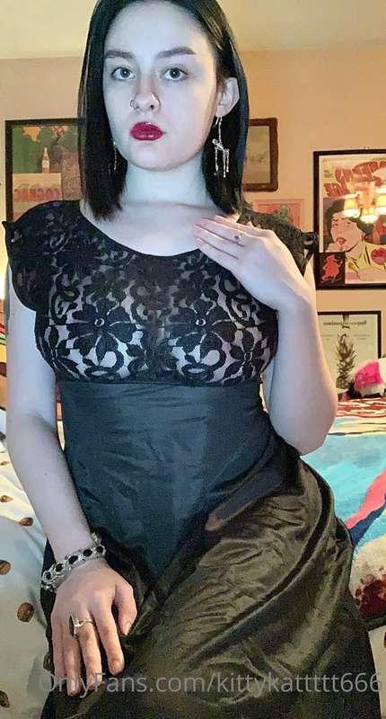 Hi my loves! After taking a brief hiatus from OnlyFans, I am..