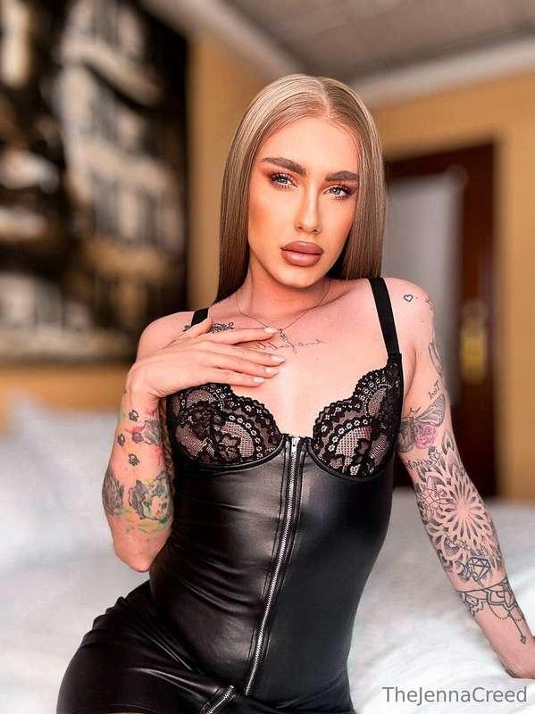 @tsblondepaula Think you can handle watching me enjoy every ..