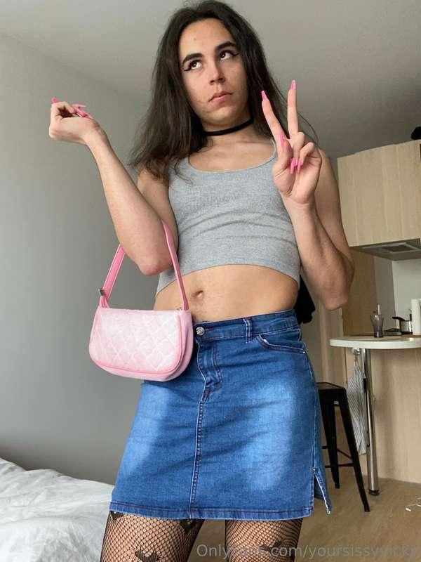 yoursissyvicky image #3