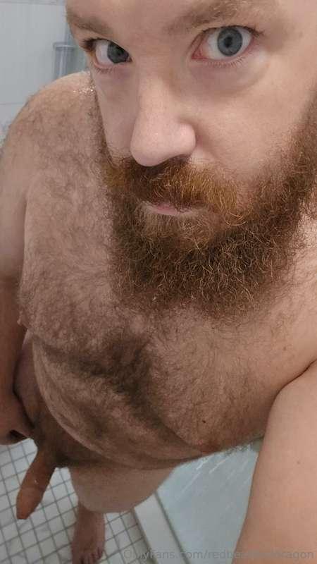 Who want to cum in the shower with me