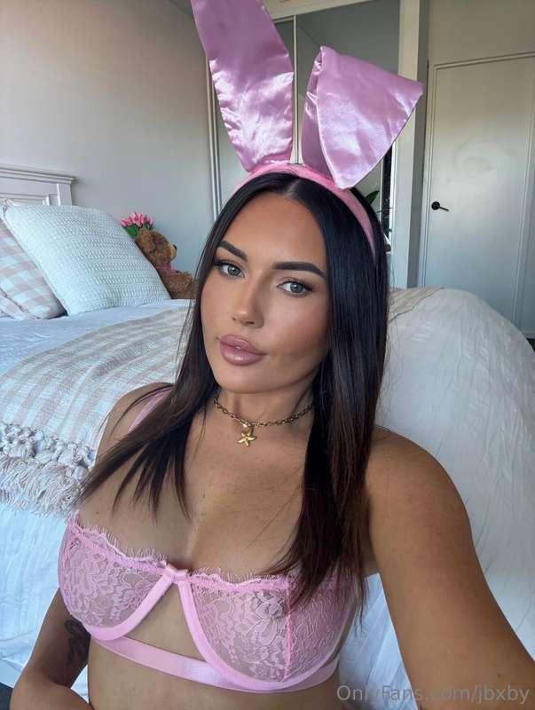 your favourite easter bunny 🩷