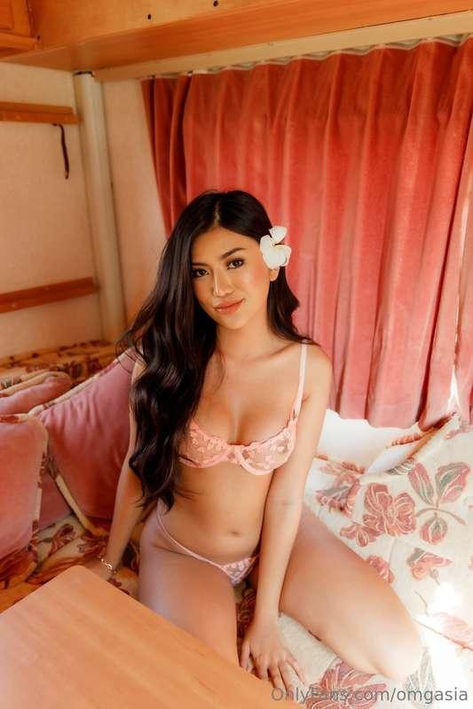 just sitting and waiting for some company 🤭