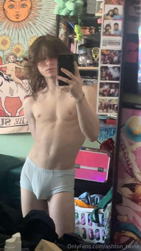 ashton_twink image #7