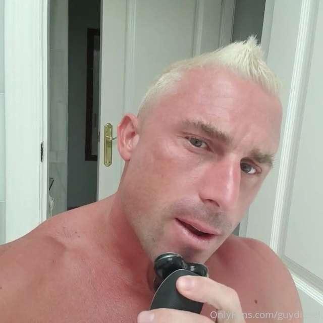 Do you like my new hair colour ?
