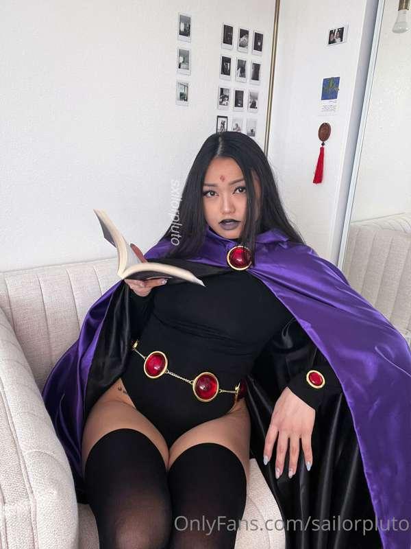do you know what happens when you disturb raven while she’s ..