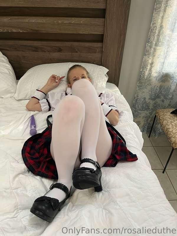 Do you like my outfit? I’m all dressed up, just for you ~ 💋♥..