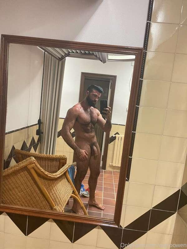 👑 do you like my tan?