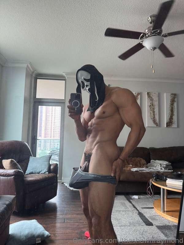 Spooky SZN isn’t quite over. 👻See more on my main page. 👇🏽ht..