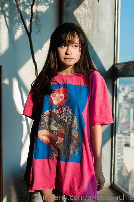 Gorillaz is my favorite band, I really love them and this is..