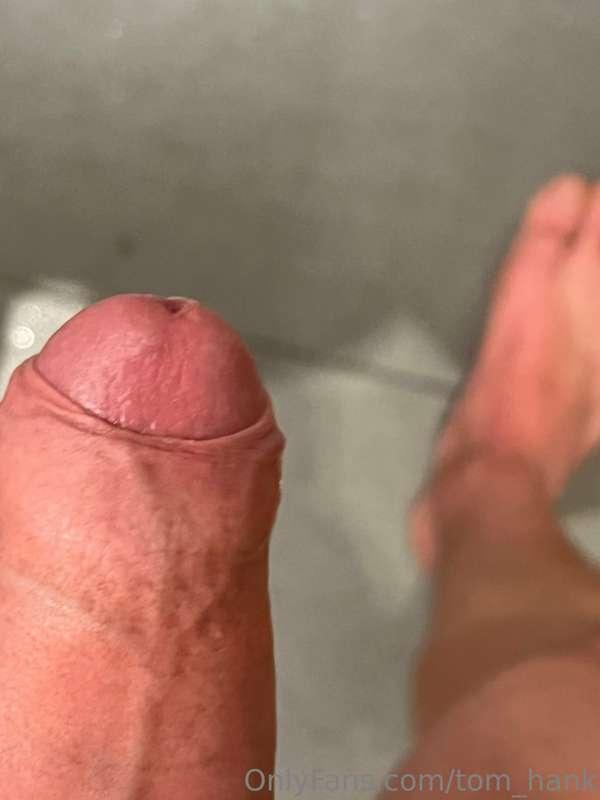 Feet and dick, what do you refer?🫢