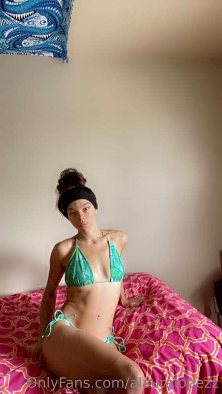 Who wants a piece? 😋