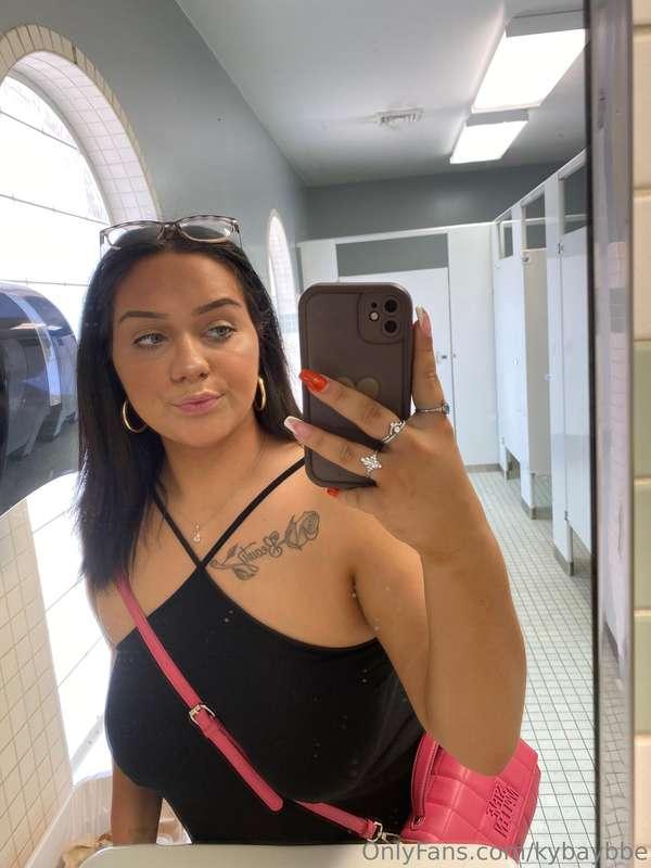 Sorry had a busy weekend , I’m back babe 🤪