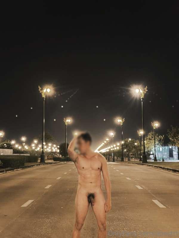 Bangkok night life 😁