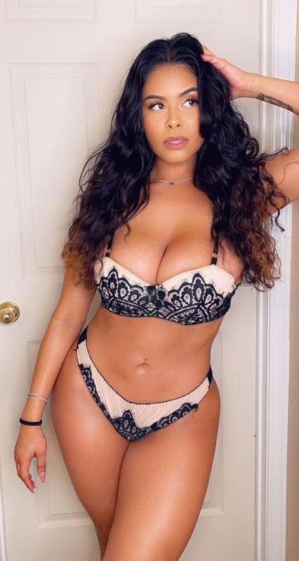 Dropping tons of pics for you ❤️