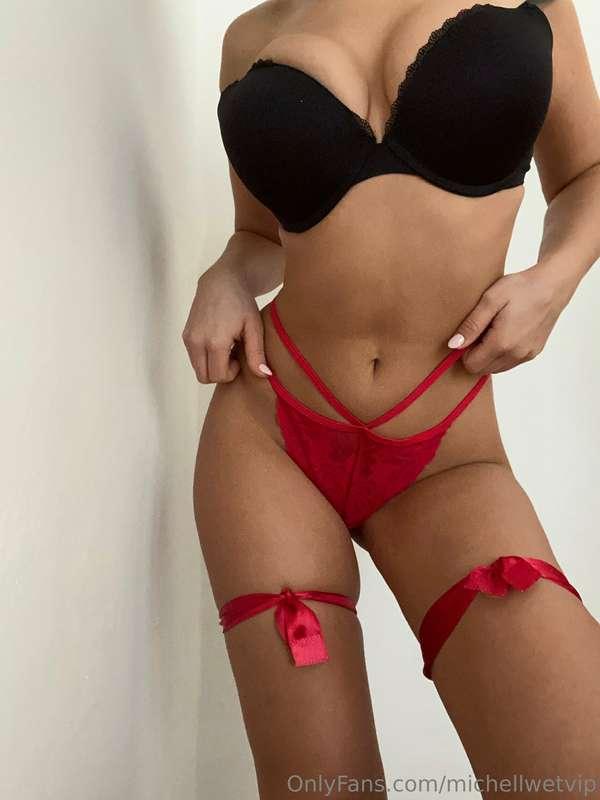 🎁 I hope you're enjoying christmass if not write me and I ca..