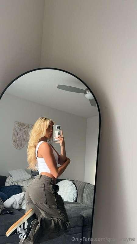 omw to film something spicyyy for you 😳