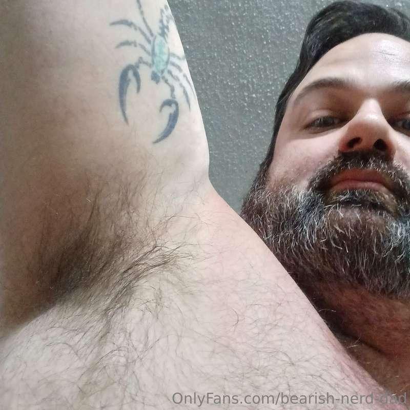 bearish-nerd-dad image #0