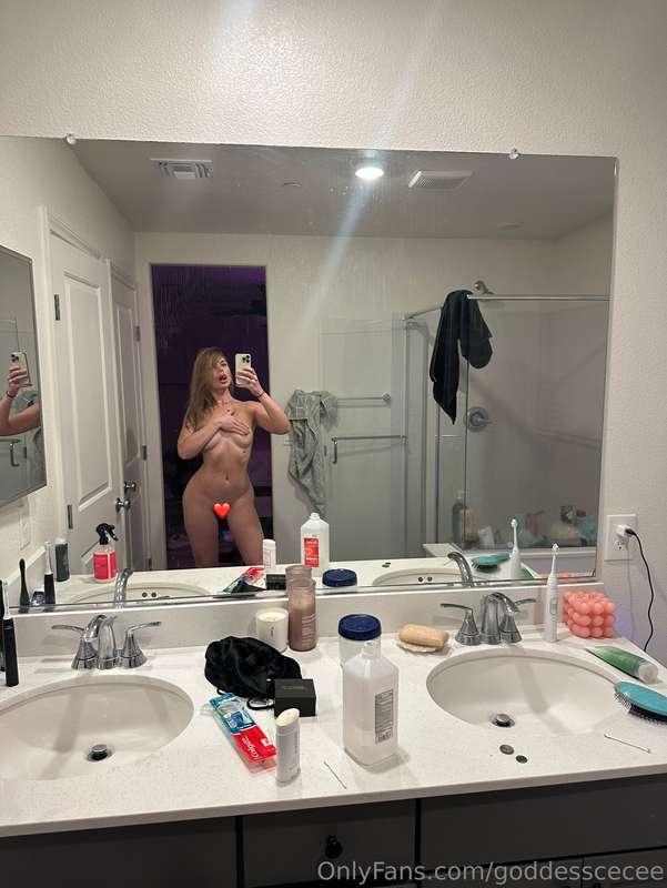 goddesscecee image #0