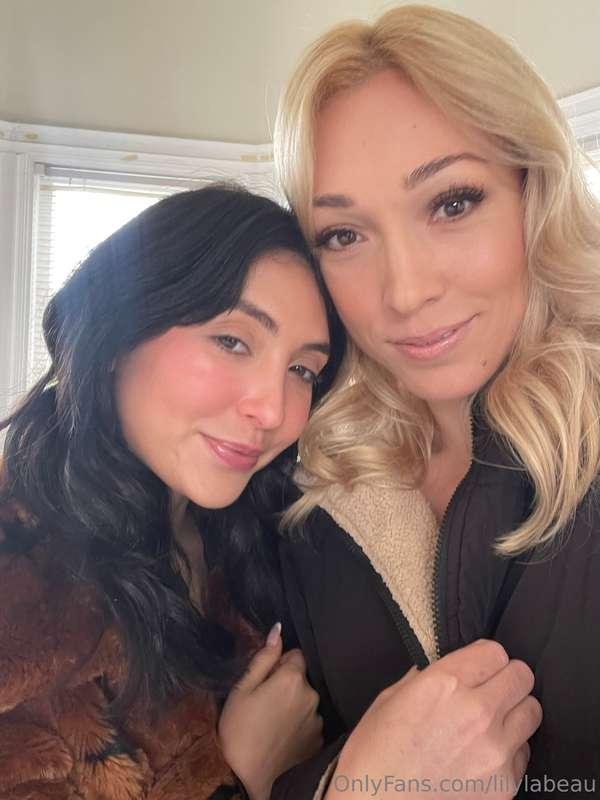 lilylabeau image #0