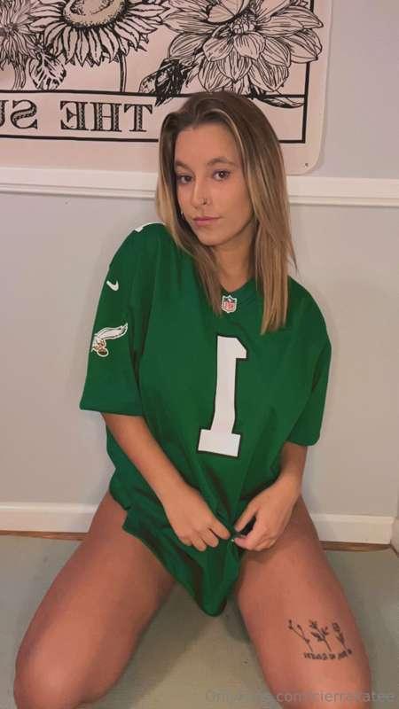 one more sleep until the first NFL Sunday of the season!! 🏈 ..