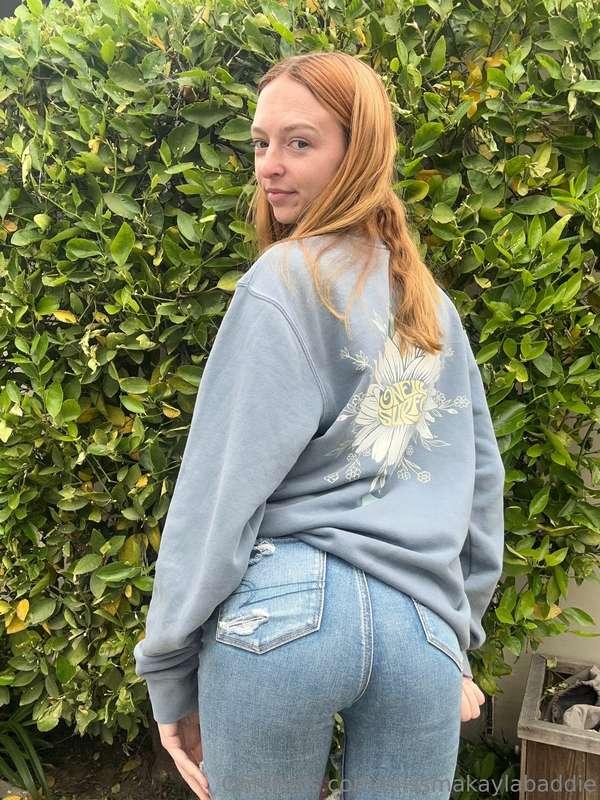 I want to bend over on something else 😩🍆