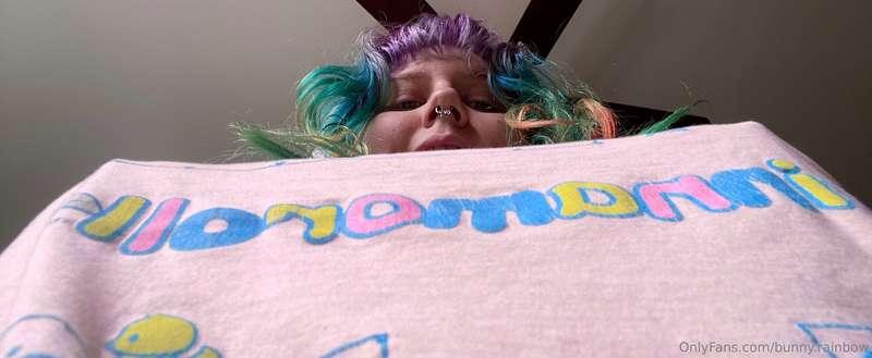 I just really love this angle!!! Like it screams “boobs in u..