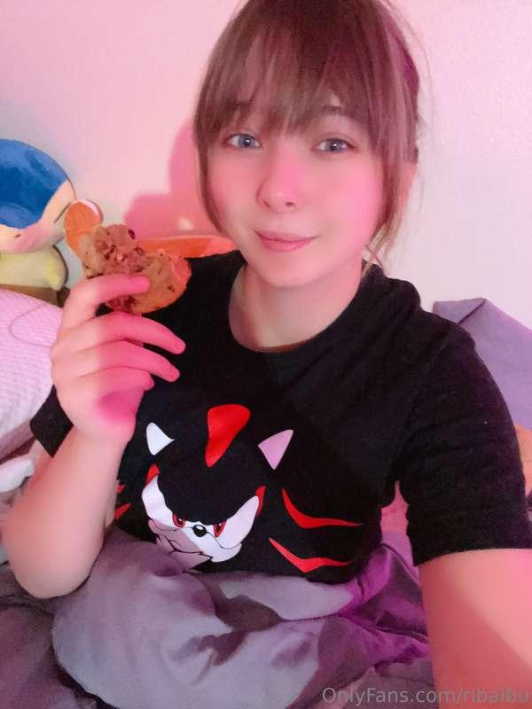 I baked some cookies for you babe 🥰 Wanna taste them or me? ..