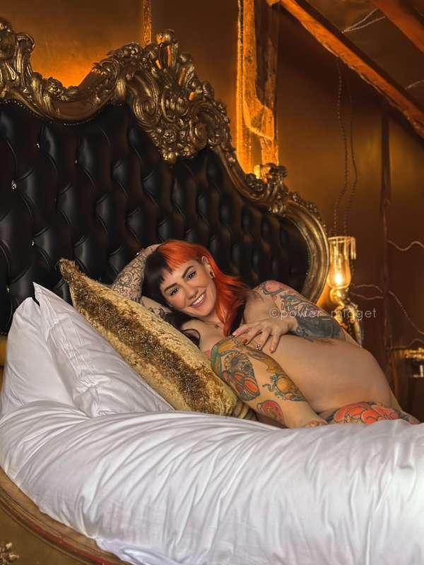 You wanna be the big spoon or little spoon? 🥰