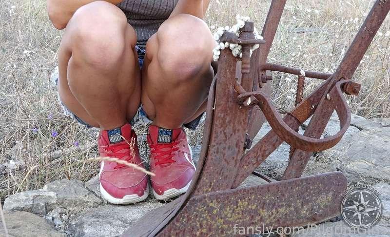 pilgrimgirls image #4