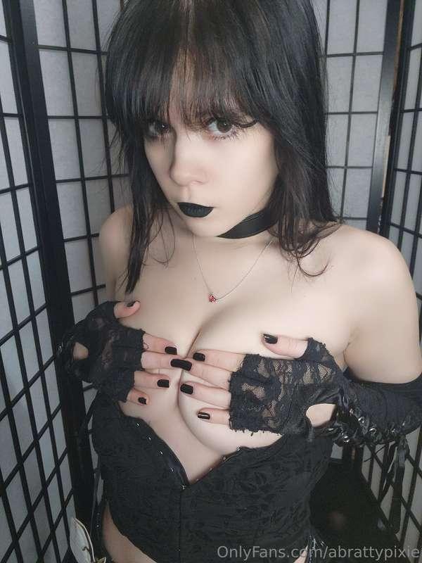 abrattypixie image #0