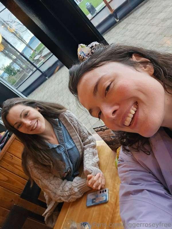 @zoegraves and I getting lunch! :) 