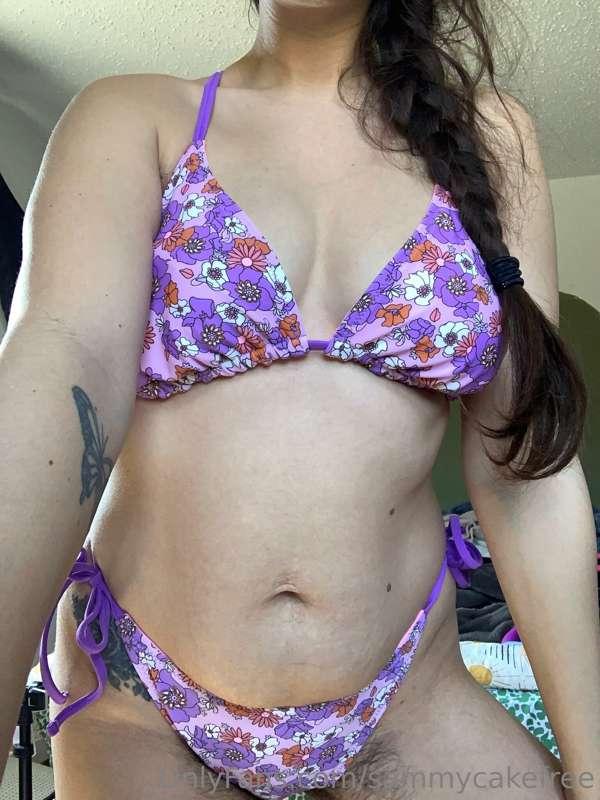 Do you like my new bikini? 💜