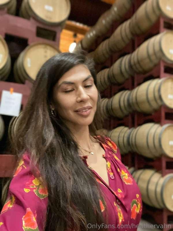 Your Mommy is a wine lover... Valentine's day is coming, and..