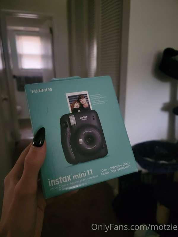 Finally got a new polaroid camera! I'll be offering Polaroid..