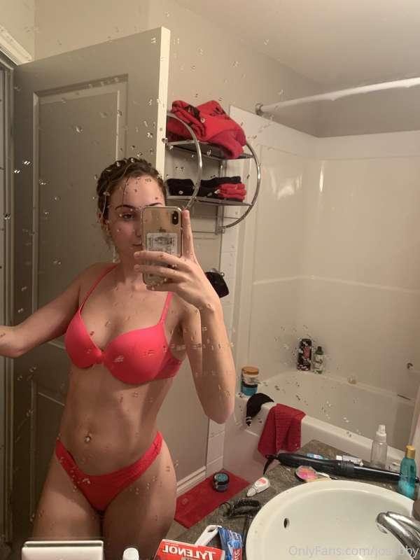 what’s your favourite lingerie colours ?