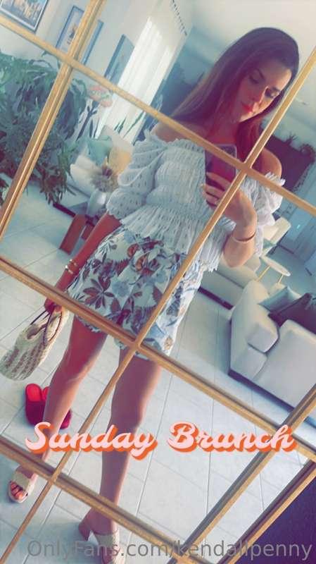 Time to brunch. Hold my bag, bitch boy. #sundayfunday