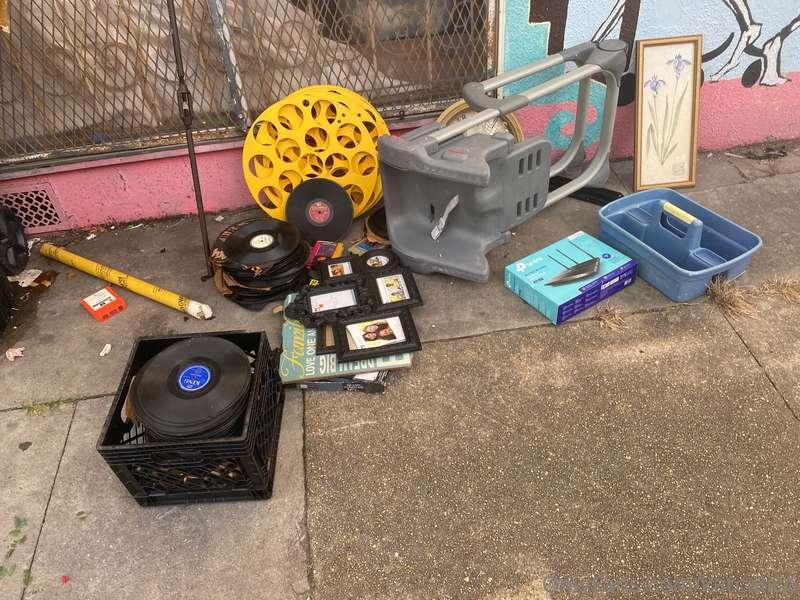 Omg victrola records!!!